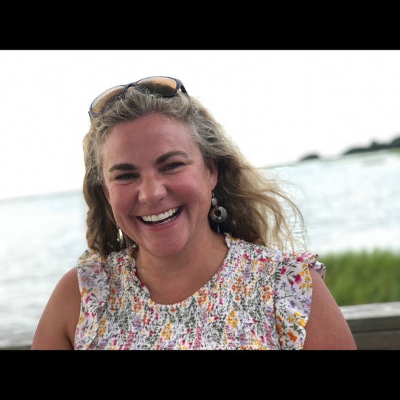 Meet your Posher, Kimberly - Picture 1 of 1